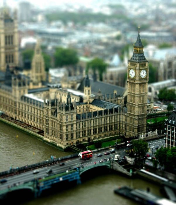 tilt-shift photography