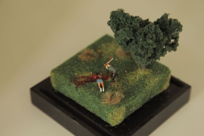 miniature diorama violent model scene