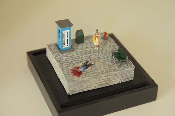 miniature diorama violent model scene