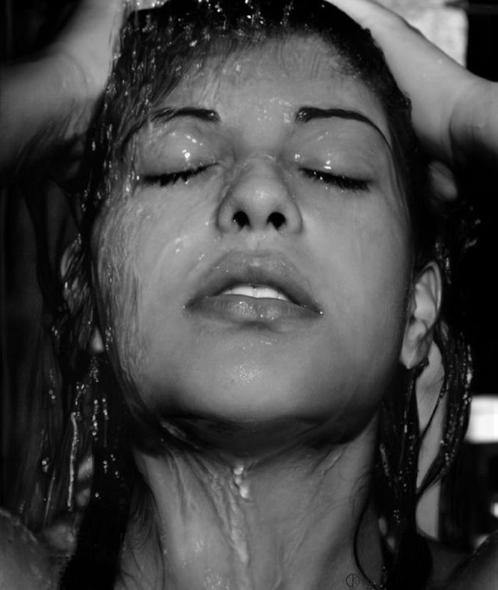 Feelings, photorealistic painting by Diego Fazio
