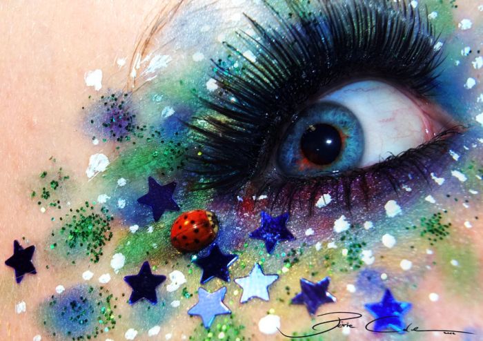 Eye makeup by Svenja Schmitt