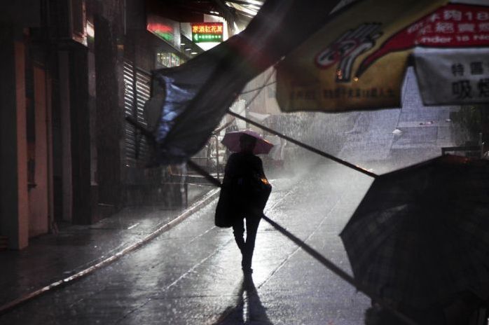 Street photography by Christophe Jacrot