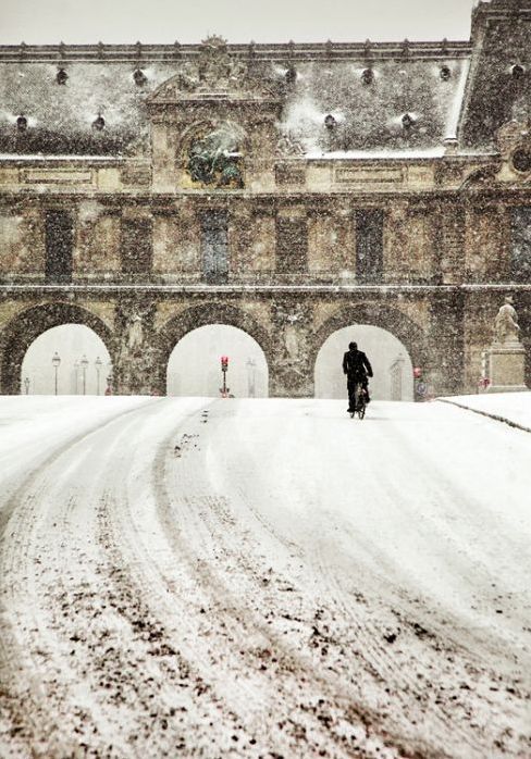 Street photography by Christophe Jacrot