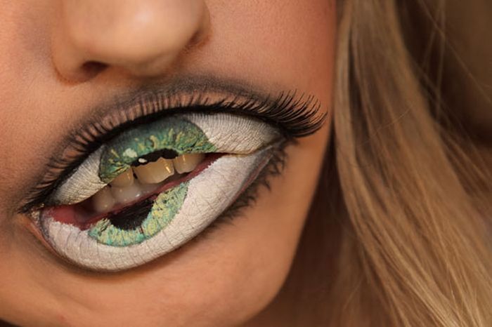Lip makeup by Sandra Holmbom