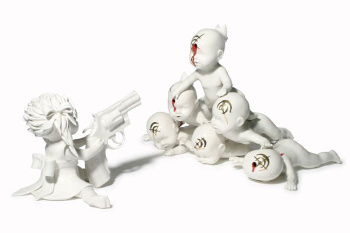 Gore porcelain sculptures by Maria Rubinke