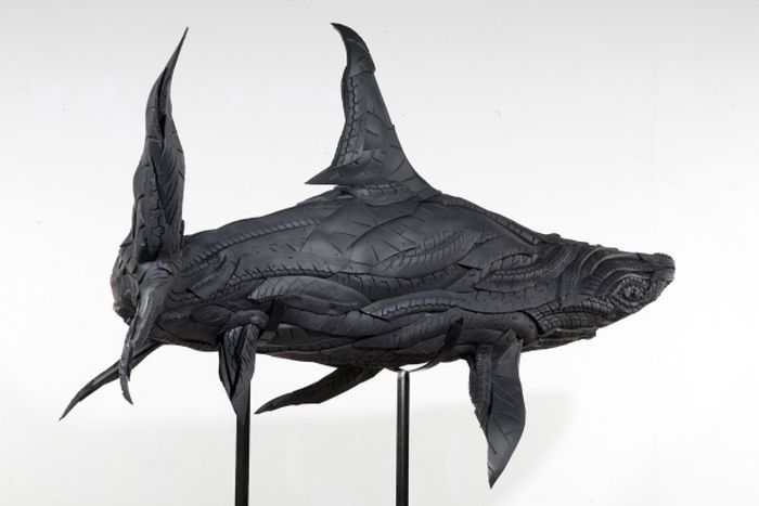 Mutation of contemporary sculptures by Yong Ho Ji