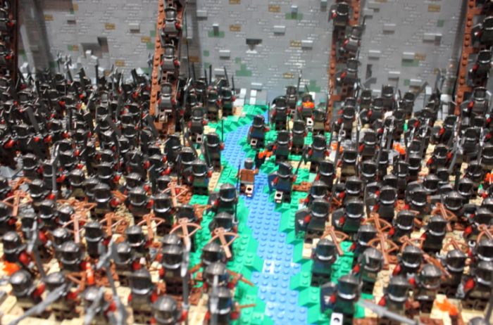 lord of the rings lego, battle of helm's deep