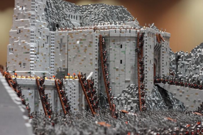 lord of the rings lego, battle of helm's deep