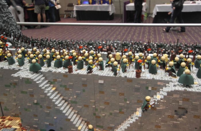 lord of the rings lego, battle of helm's deep