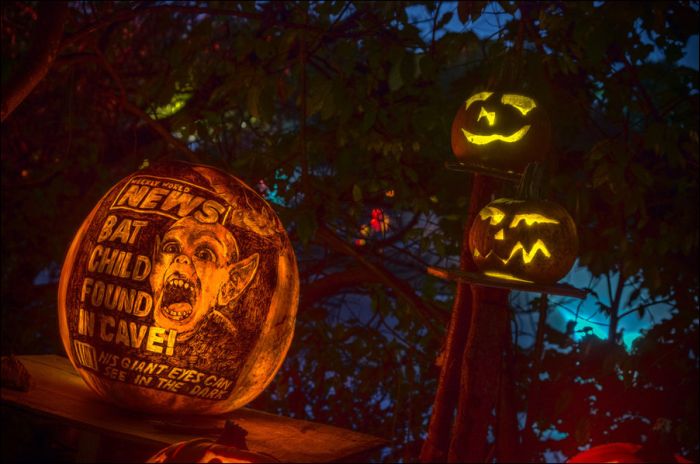 pumpkin carving art