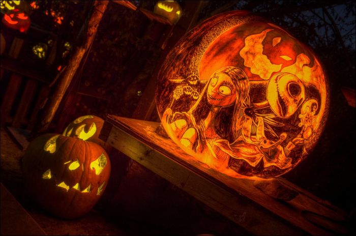 pumpkin carving art