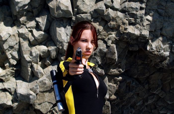 lara croft tomb raider cosplay