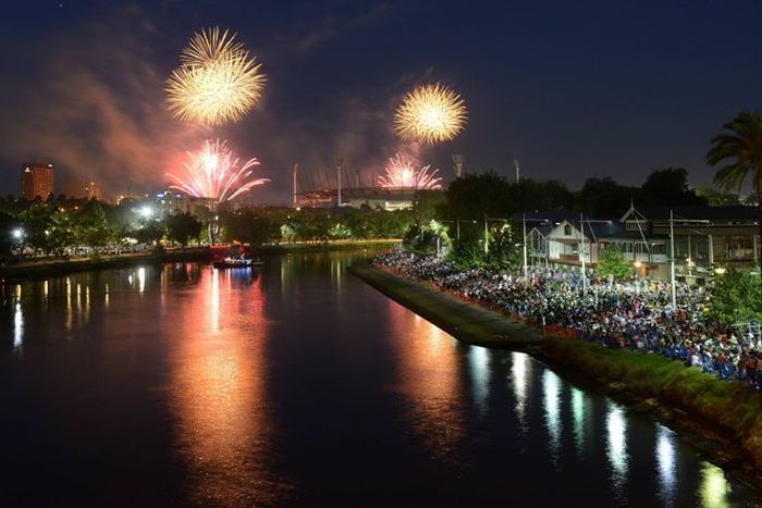 new year 2014 fireworks around the world