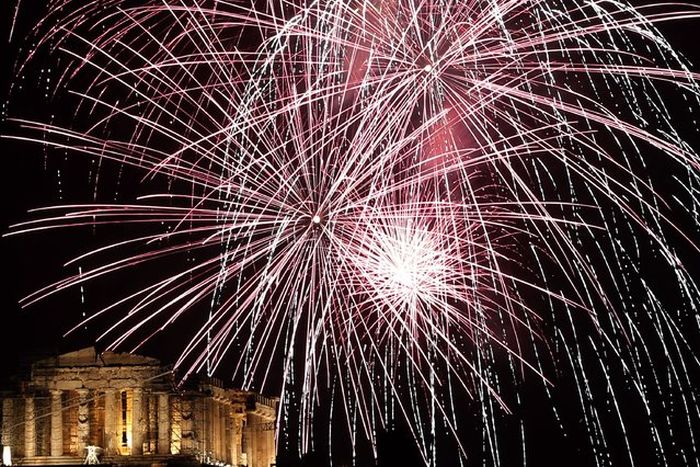 new year 2014 fireworks around the world