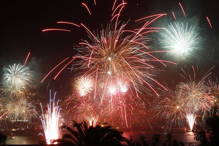 new year 2014 fireworks around the world