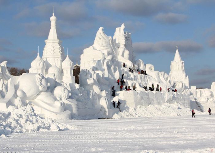 Harbin International Ice and Snow Sculpture Festival 2014, Heilongjiang province, China