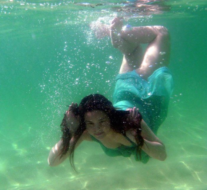 underwater girl portrait