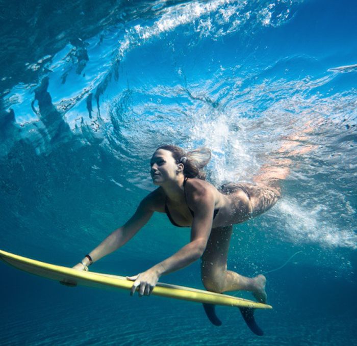 underwater girl portrait