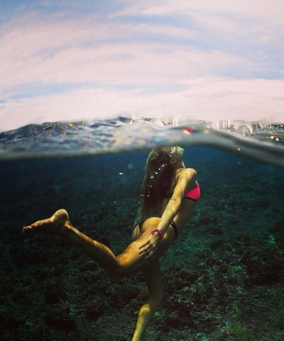 underwater girl portrait