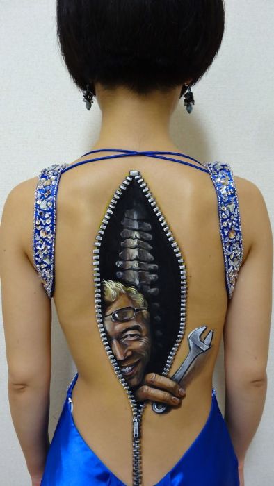 Body paintings by Hikaru Cho