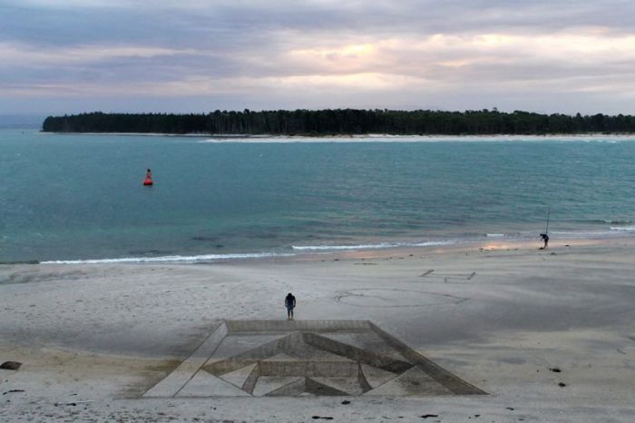 3D beach art