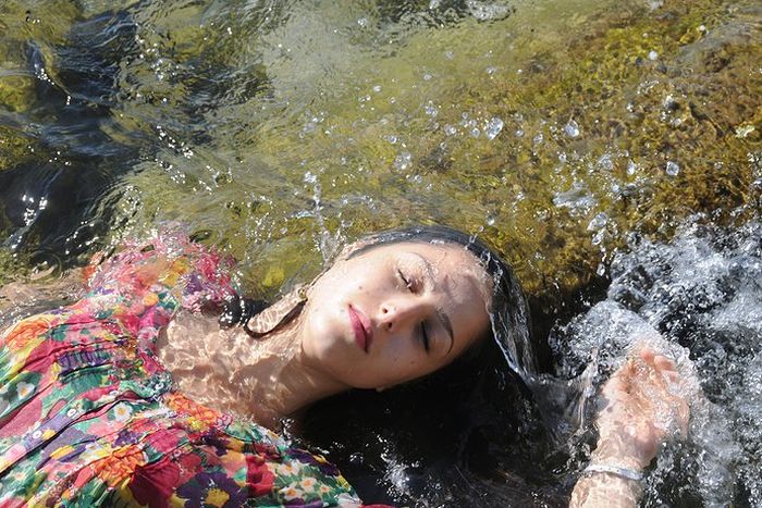 Photorealistic portraits by Yigal Ozeri