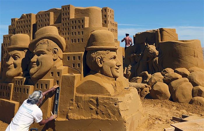 sand sculpture