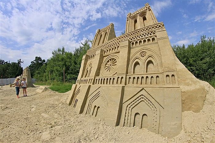 sand sculpture