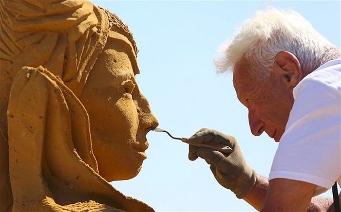 sand sculpture