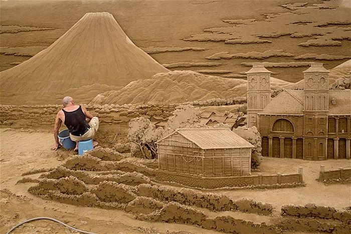 sand sculpture