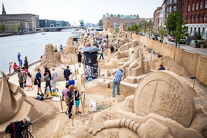 sand sculpture