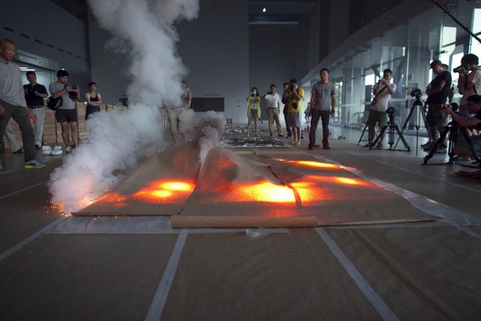 Explosion Events, gunpowder drawings fire art by Cai Guo-Qiang
