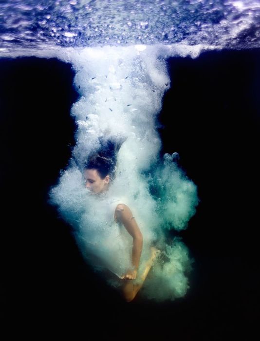 underwater girl portrait