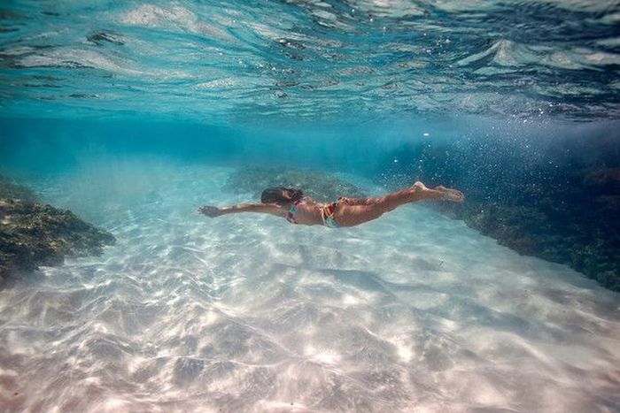 underwater girl portrait