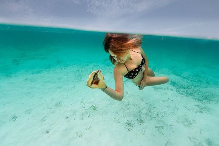 underwater girl portrait