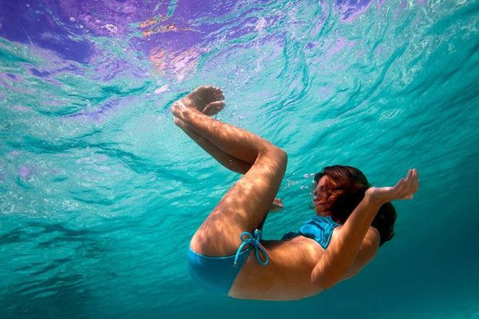 underwater girl portrait