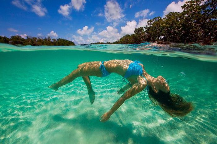 underwater girl portrait