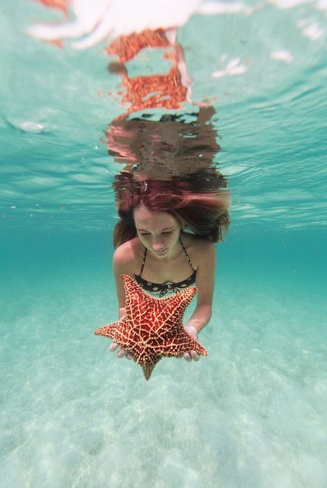 underwater girl portrait