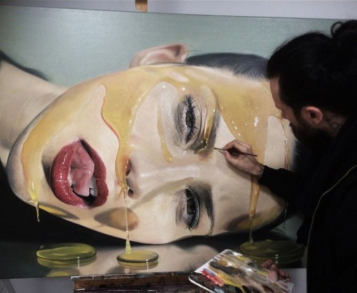 Photorealistic painting by Mike Dargas