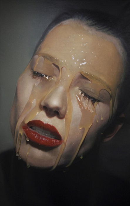 Photorealistic painting by Mike Dargas