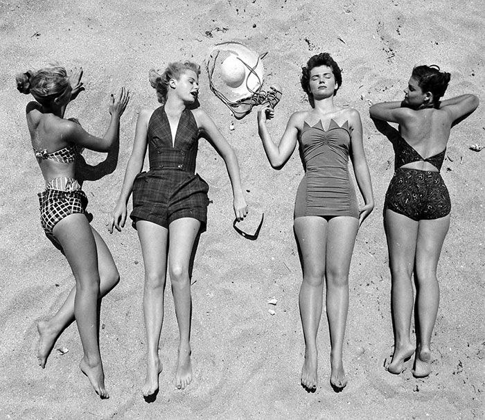 Black and white photography by Nina Leen