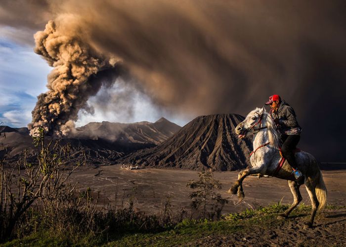 National Geographic traveler photo contest 2016