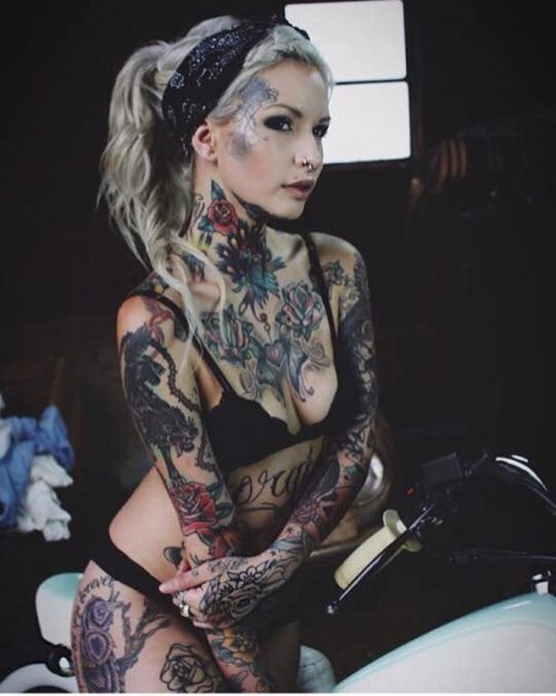 tattoo girl