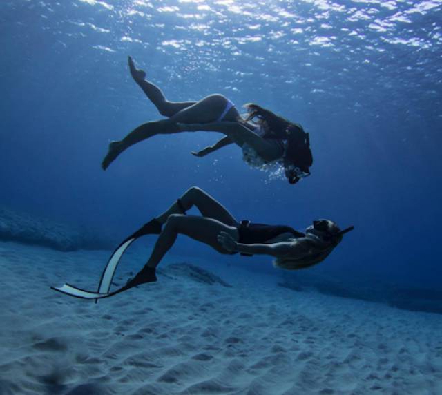 Underwater photography by Rava Ray