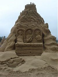 Art & Creativity: sand sculpture