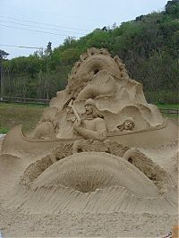 Art & Creativity: sand sculpture