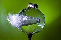 Art & Creativity: High-speed photography art with Nikon D40