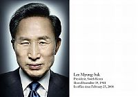 TopRq.com search results: Portraits of leaders, photographer magazine New Yorker Platon