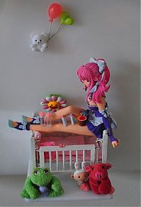 Art & Creativity: Naughty fine art figurines, Jessica Lichtenstein