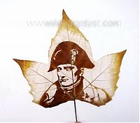 Art & Creativity: pictures on the leaves